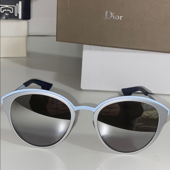 Christian Dior women’s sunglasses main image 15